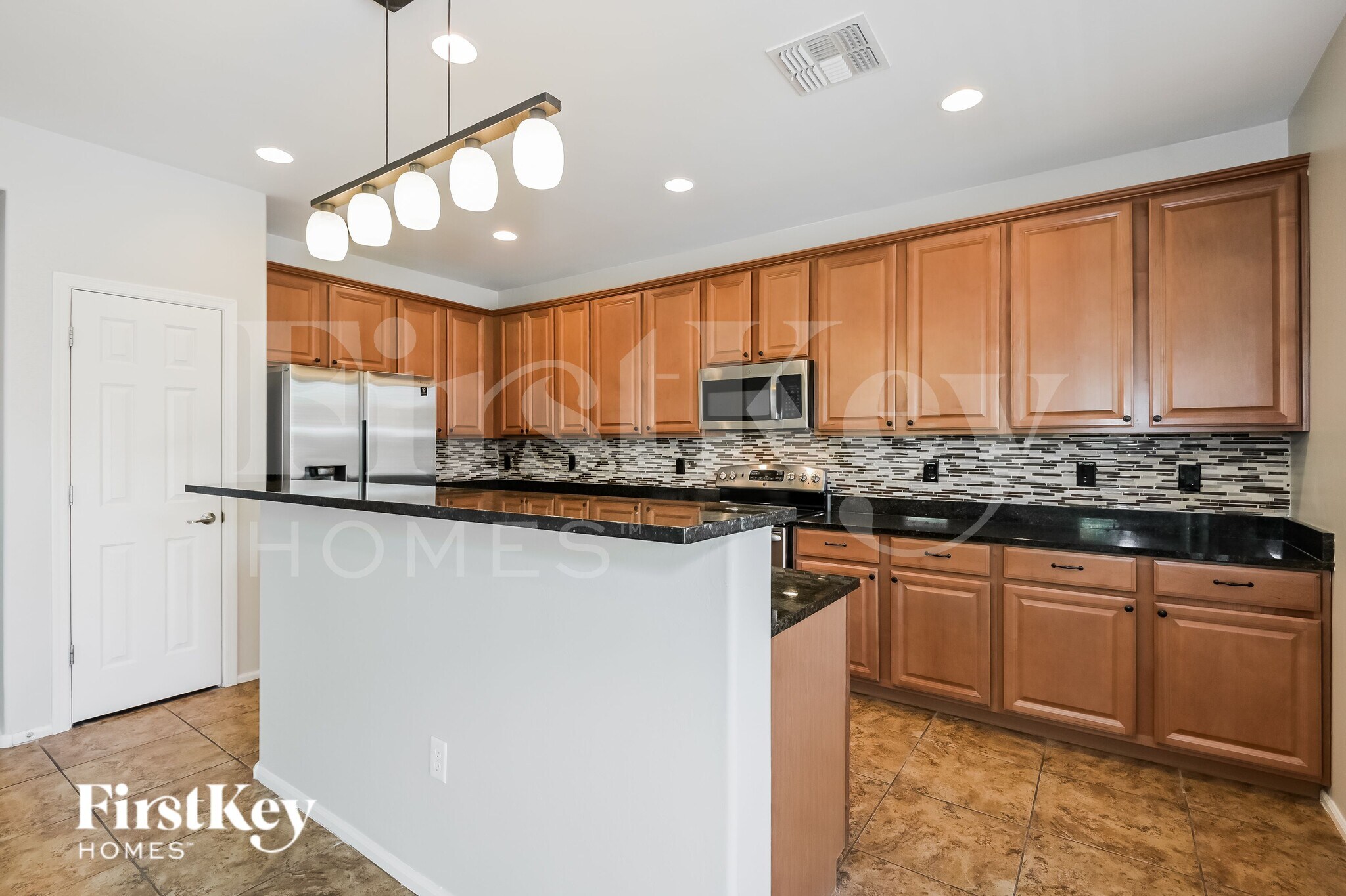 Building Photo - 10463 S Cutting Horse Dr