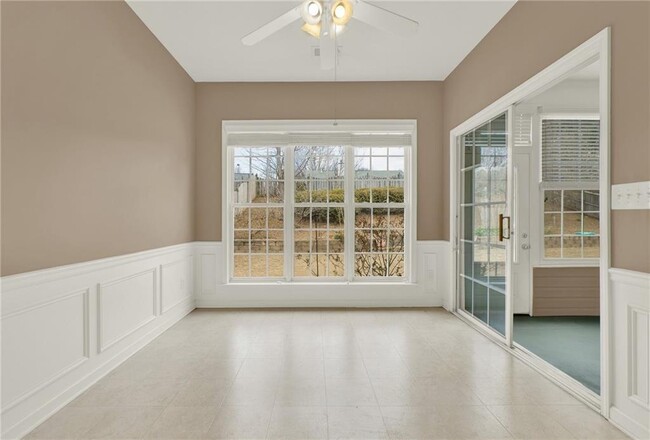 Building Photo - 916 Santa Anita Dr