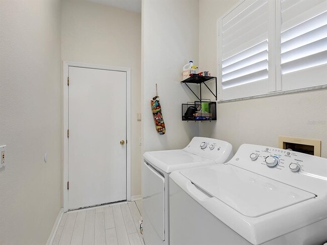 Building Photo - 2319 Falcon Trace Ln