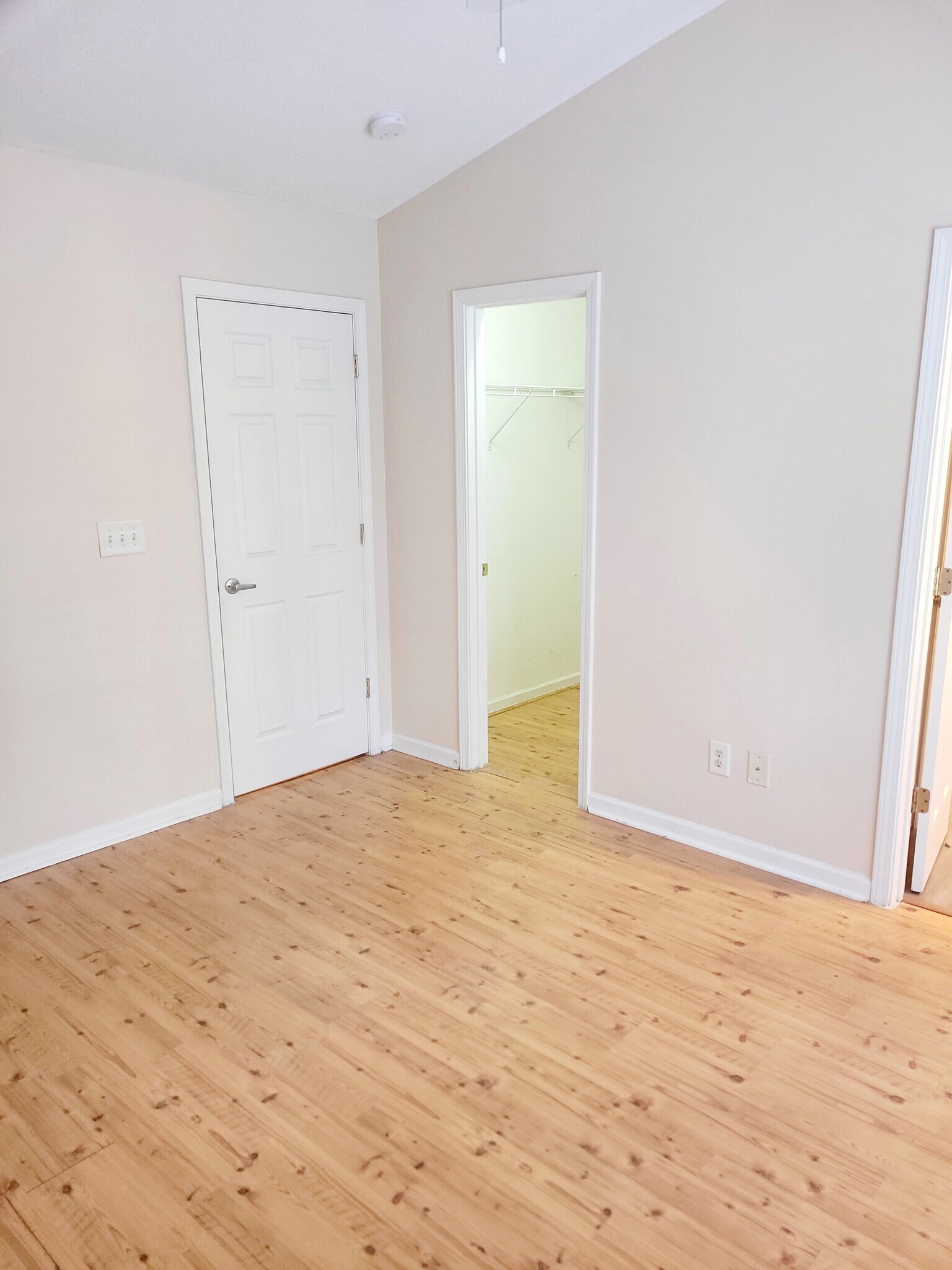 Building Photo - 10920 Kinston Ridge Pl