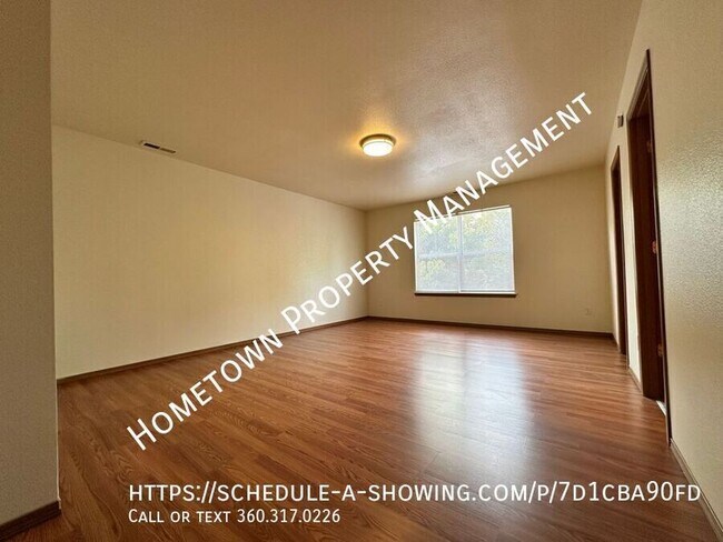 Building Photo - 4206 Wonderwood Ln SE