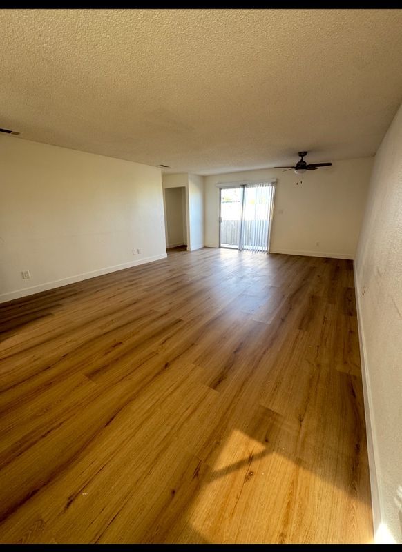 Building Photo - 25981 Cherrywood Dr