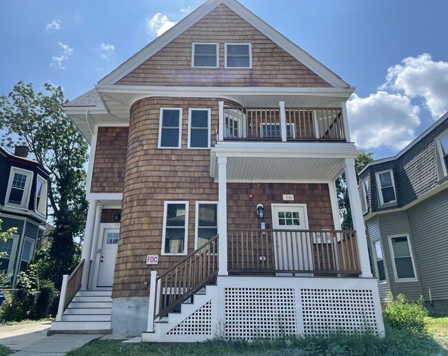 Primary Photo - 14 Weld Ave