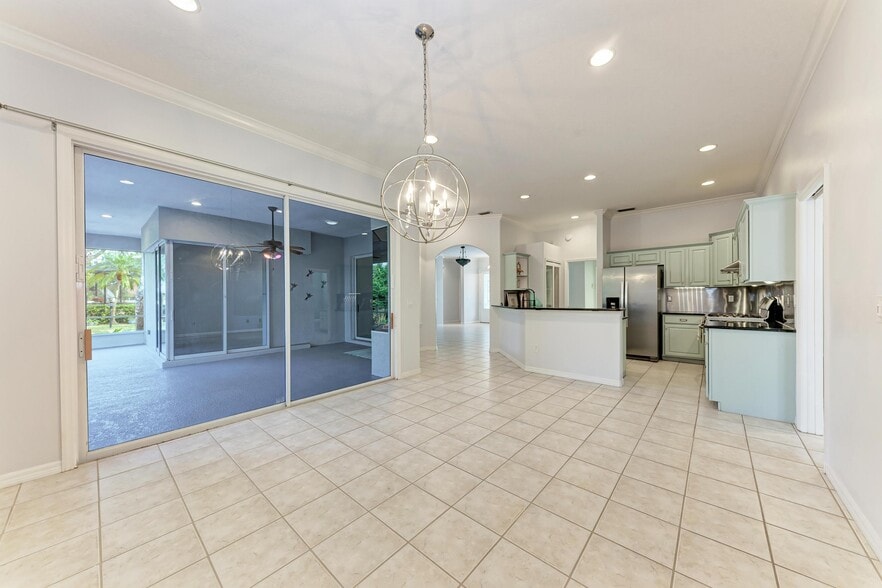 Building Photo - 4756 Old Stone Rd