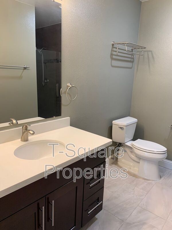 Building Photo - 15300 112th Ave NE