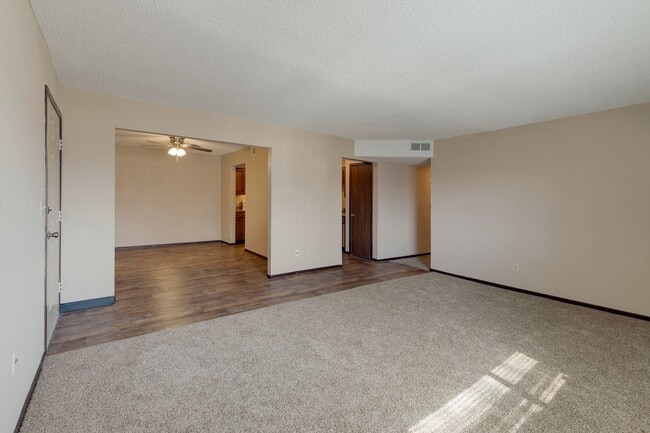 Interior Photo - Aragon Apartments