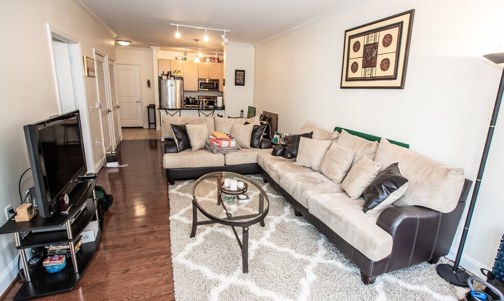 Building Photo - 1391 Pennsylvania Ave. SE