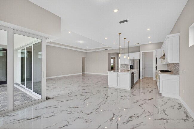 Building Photo - 10904 Stellar Cir