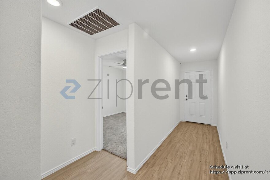 Building Photo - 809 Riviera Ct