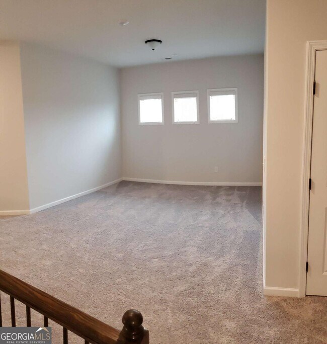 Building Photo - 4735 Watkins Wy