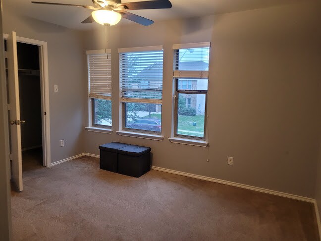 Guest bedroom 2 - 1824 Bayland St