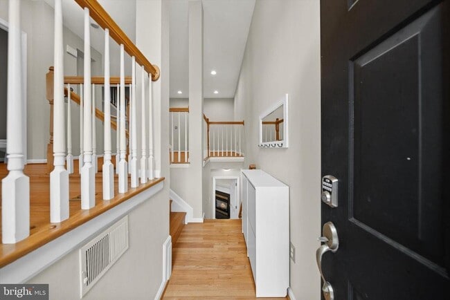 Building Photo - 46188 Cecil Terrace
