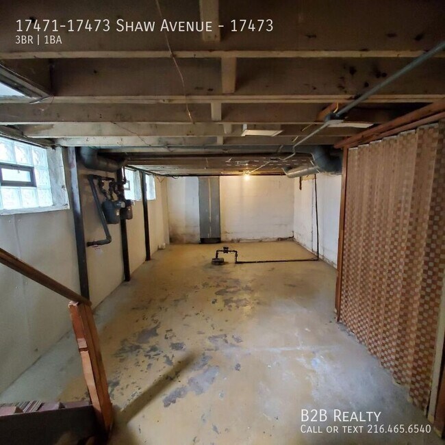 Building Photo - 17471-17473 Shaw Avenue-17473