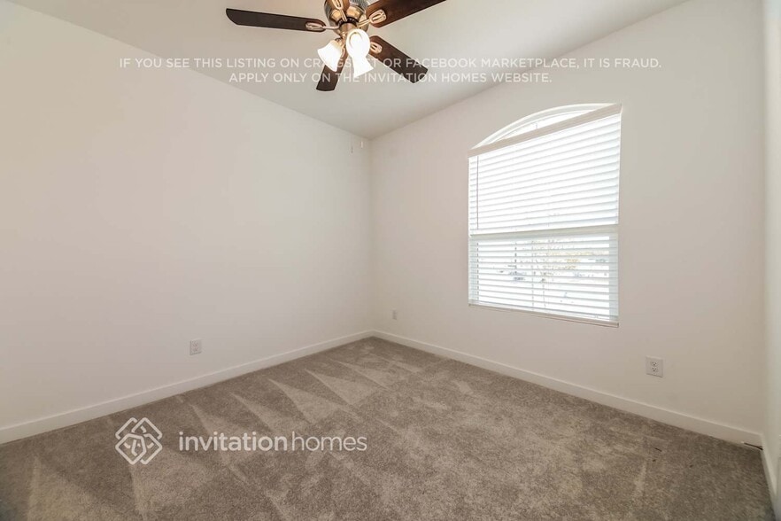 Building Photo - 331 Sedalia Trl