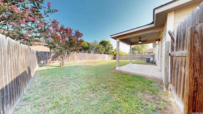Building Photo - 145 S Willow Way