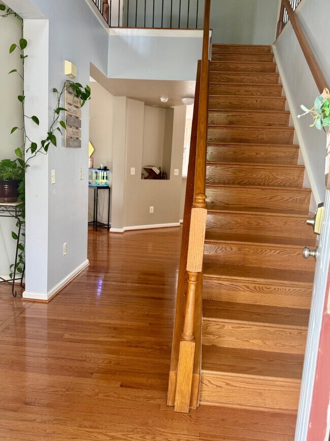 Building Photo - 43399 Malin Ct