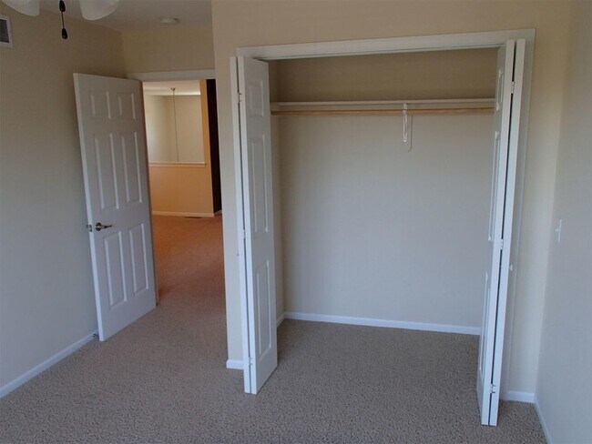 Building Photo - CLOSE TO FT. RILEY, FENCED BACKYARD!