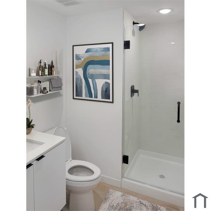 Building Photo - 2717 N Howard St