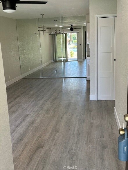Building Photo - 2860 N Los Felices Rd