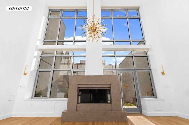 Building Photo - 24 Frost St