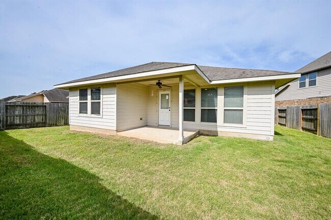 Building Photo - 18707 Majestic Vista Ln