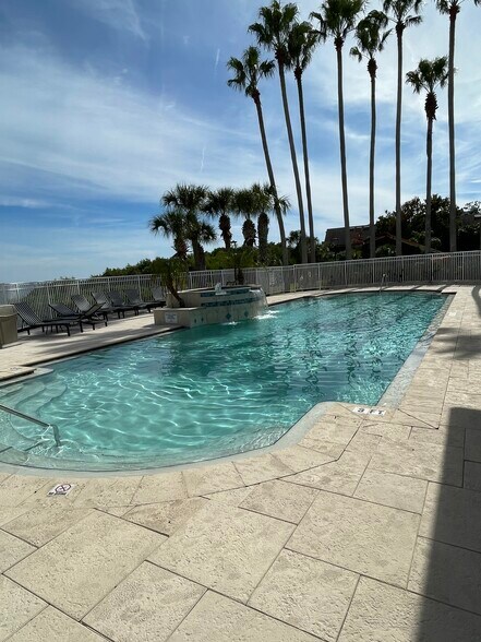 Building Photo - 5302 Bay Club Cir