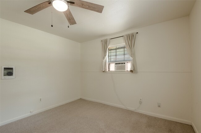 Building Photo - 712 Cline St