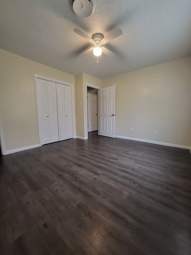 Building Photo - 1608 Linda Ln