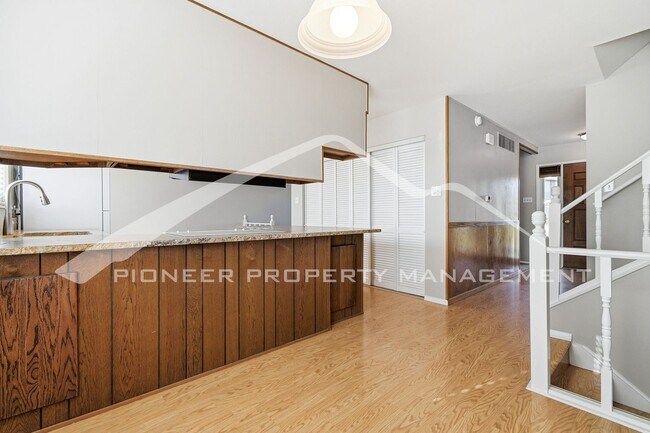 Building Photo - Spacious Home with 2 Car Garage and Fenced in Backyard!