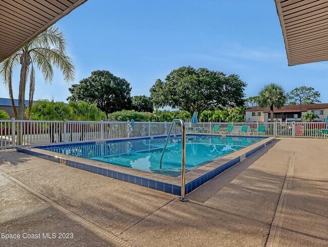Primary Photo - 730 Ridge Club Dr