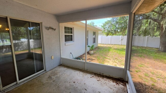 Building Photo - 3 Bed, 2 Bath, 2 Car garage in The Groves at Baytree Community
