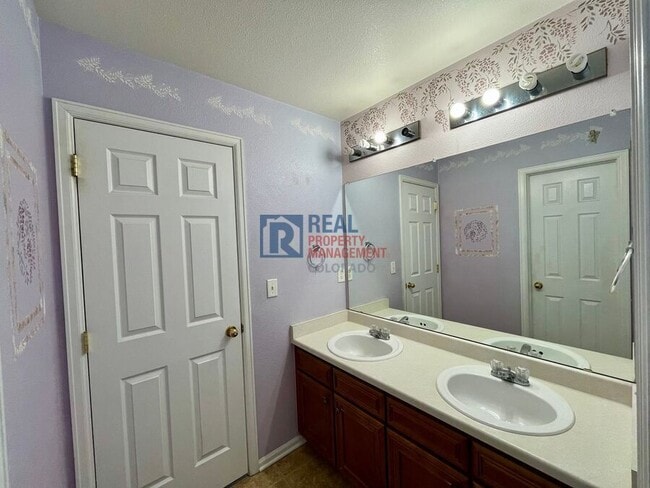 Building Photo - 9835 Nucla St