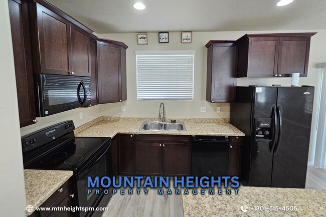 Building Photo - 1554 Kinloch Way