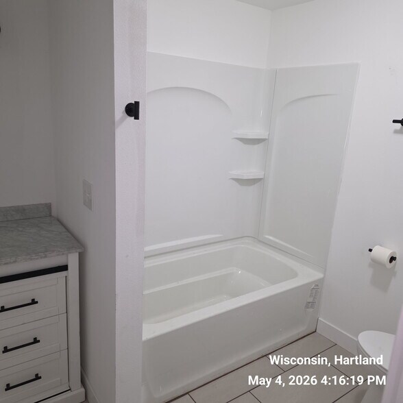 Upstairs bathroom - W287N8408 Center Oak Rd