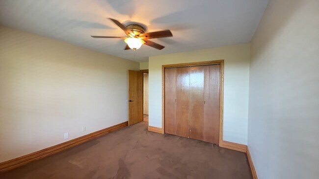 Building Photo - Welcome home to breathtaking views in this...