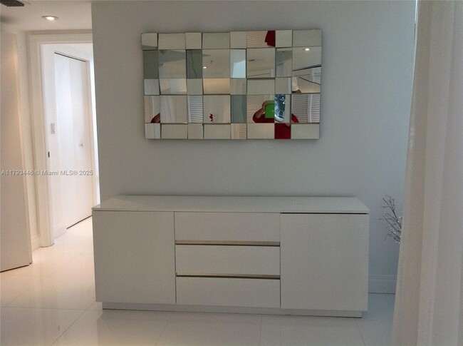Building Photo - 16699 Collins Ave