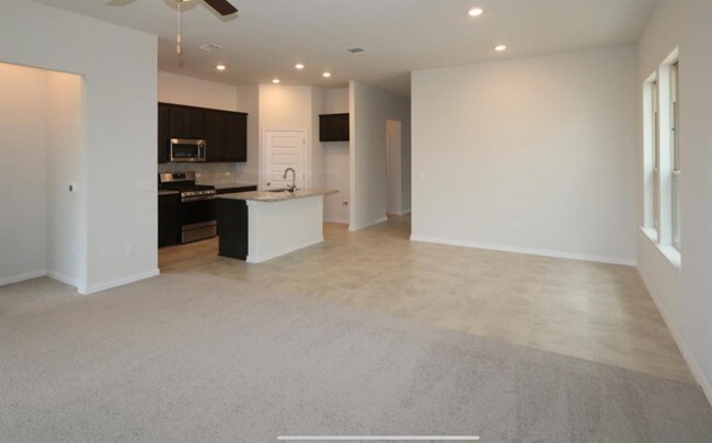 Building Photo - 13002 Stanford Dr