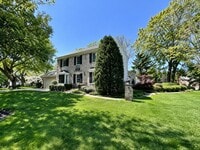 Building Photo - 9363 Tartan View Dr