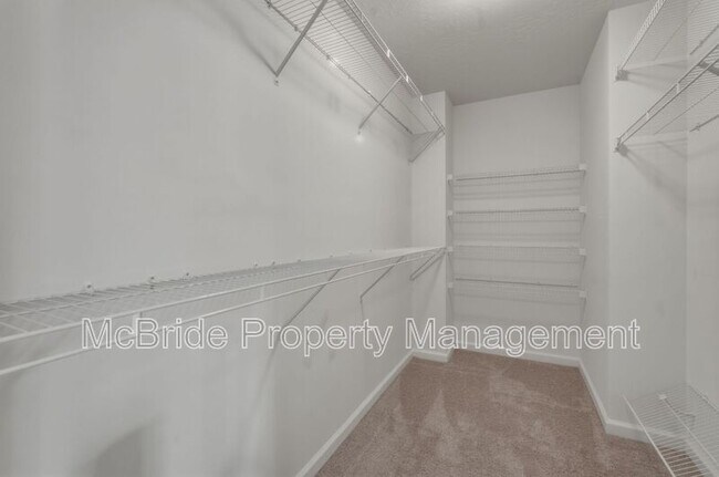 Building Photo - 1653 Tralee Ct
