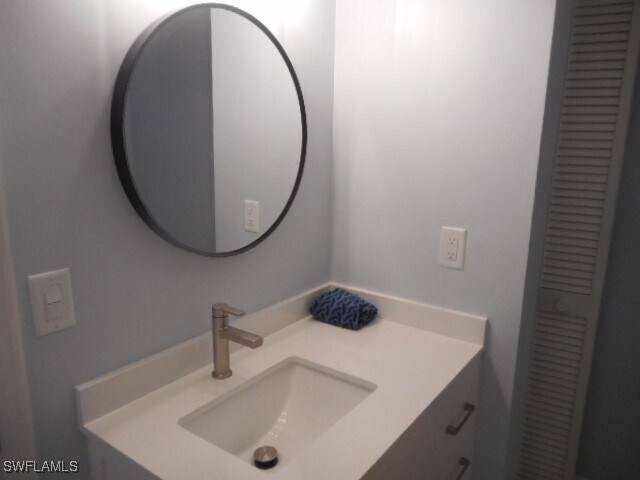 Building Photo - 27790 Hacienda E Blvd