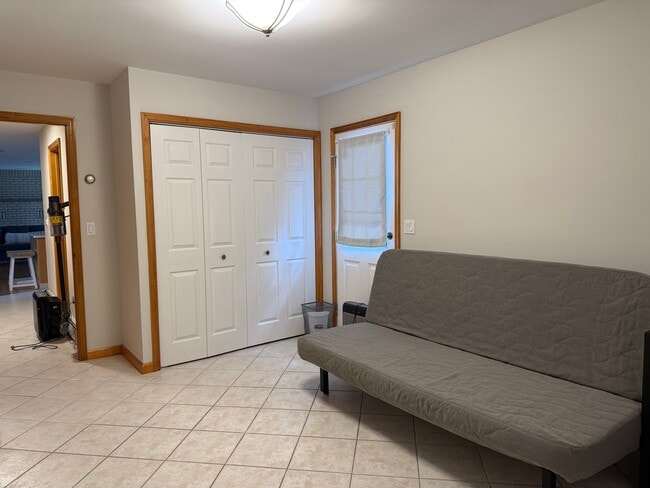 Building Photo - 49 Orris Ave