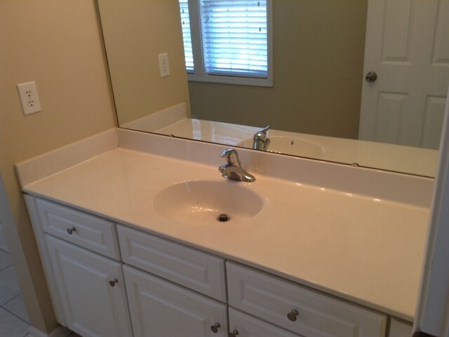 Building Photo - 440 Tortoise Ln