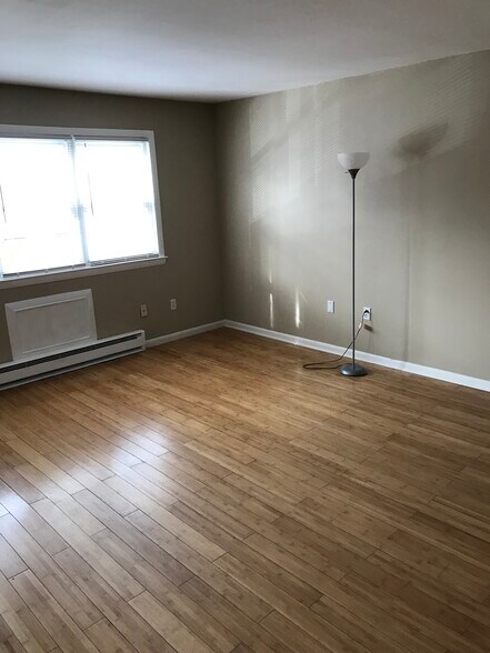 Living Room - 88 Belair Dr