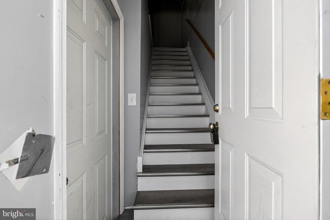 Building Photo - 177 Melodic Dr