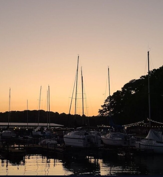 Building Photo - Charming 2BR House in Coldspring