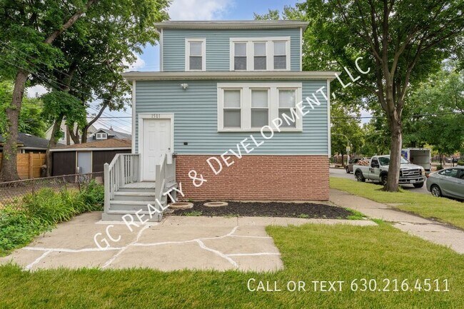 Primary Photo - 1501 N Leamington Ave