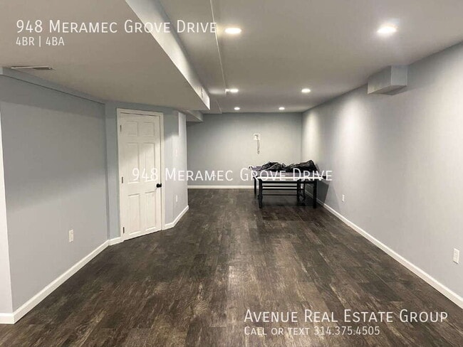 Building Photo - 948 Meramec Grove Dr