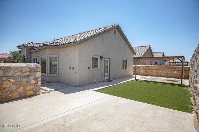 Building Photo - 13151 Freshford