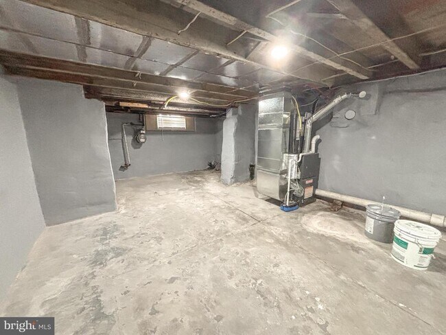 Building Photo - 3631 Reed St