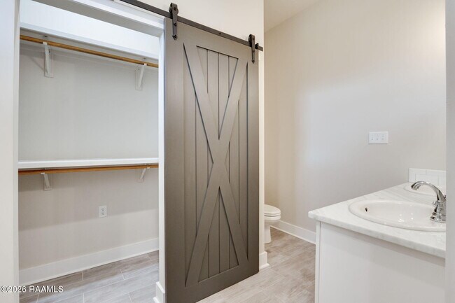 Building Photo - 124 Canvasback Dr